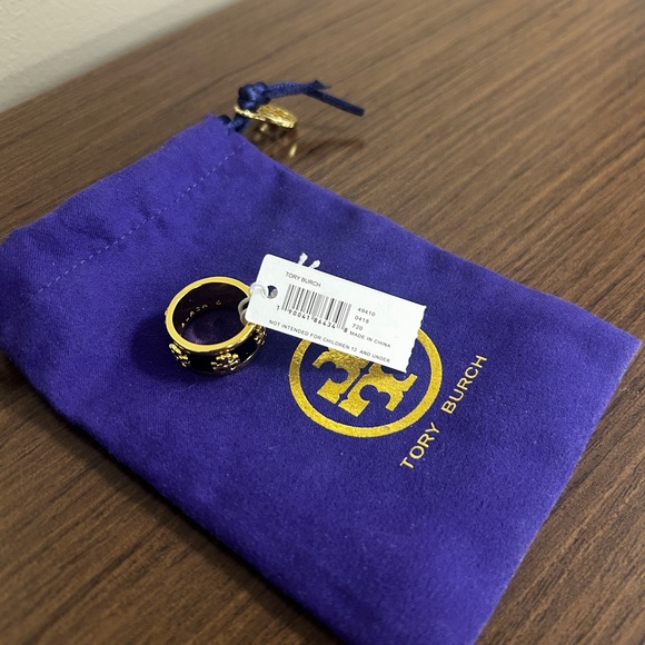 Tory Burch Gold and Black Ring - Picture 4 of 5